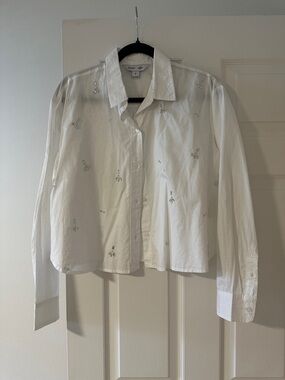 Old Navy White Button-Front Blouse with Subtle Silver Embellishment